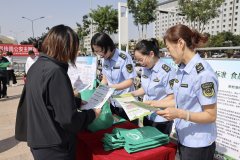 <b>全面提拔全市食物平安治</b>